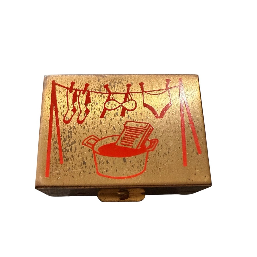 Vintage Gold Metal Mid-Century American Mini Laundry Trinket Box NIB